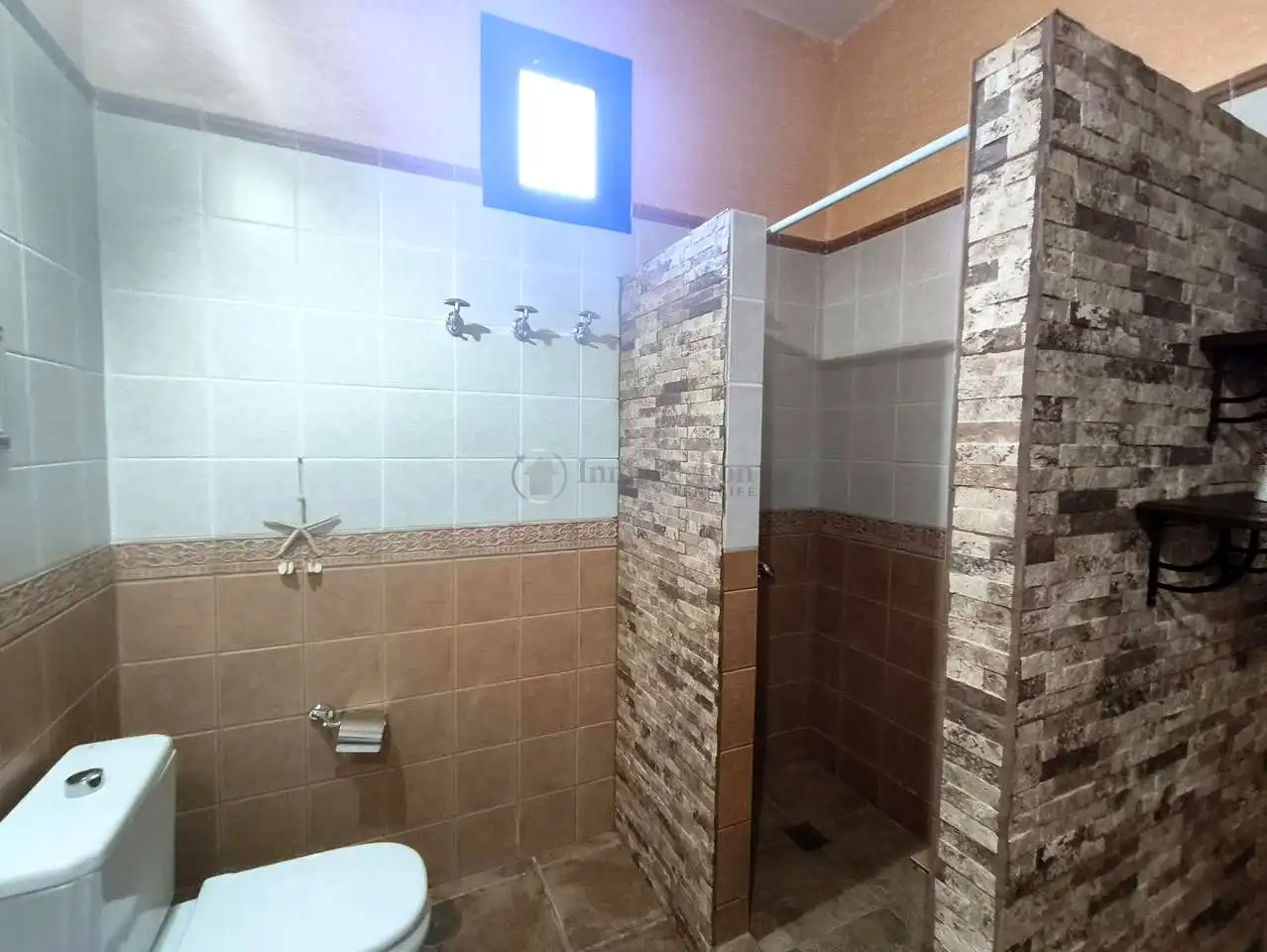 Baño de Apartamento de alquiler en Arico con Amueblado