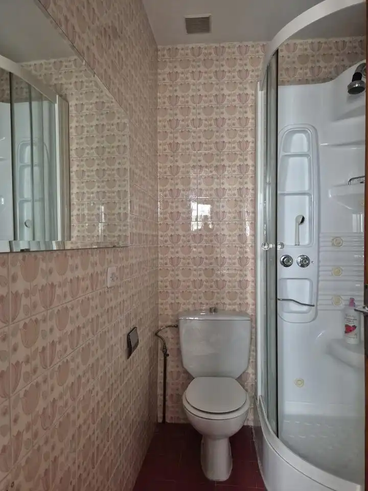 Badezimmer von Wohnung zur Miete in Lucena mit Klimaanlage, Terrasse und Möbliert