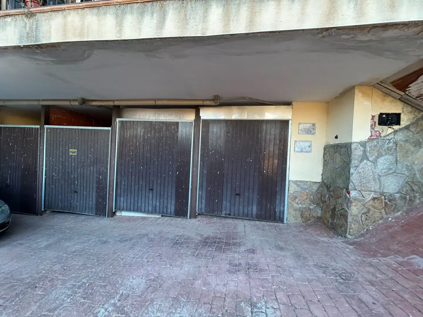Parkplatz von Maisonette zum Verkauf in Pepino mit Klimaanlage und Heizung
