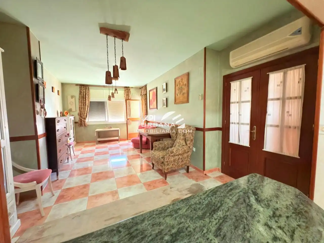 Sala de estar de Piso en venta en Lucena con Aire acondicionado