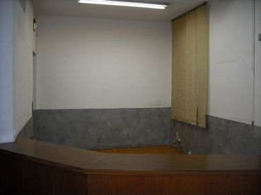 Locale commerciale in affitto a MONTOLIVET