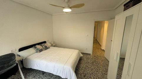 Foto 5 von Zimmer in Mestre Marçal, Torrefiel, Valencia Capital