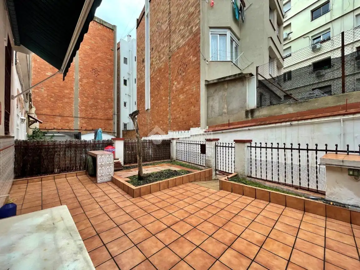 Casa aparellada en venda a Horta - Guinardó, imagen 3
