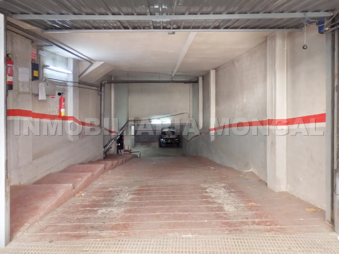 Garage zur Miete in Carrer de Joaquim Rubió i Ors, 298, Centre
