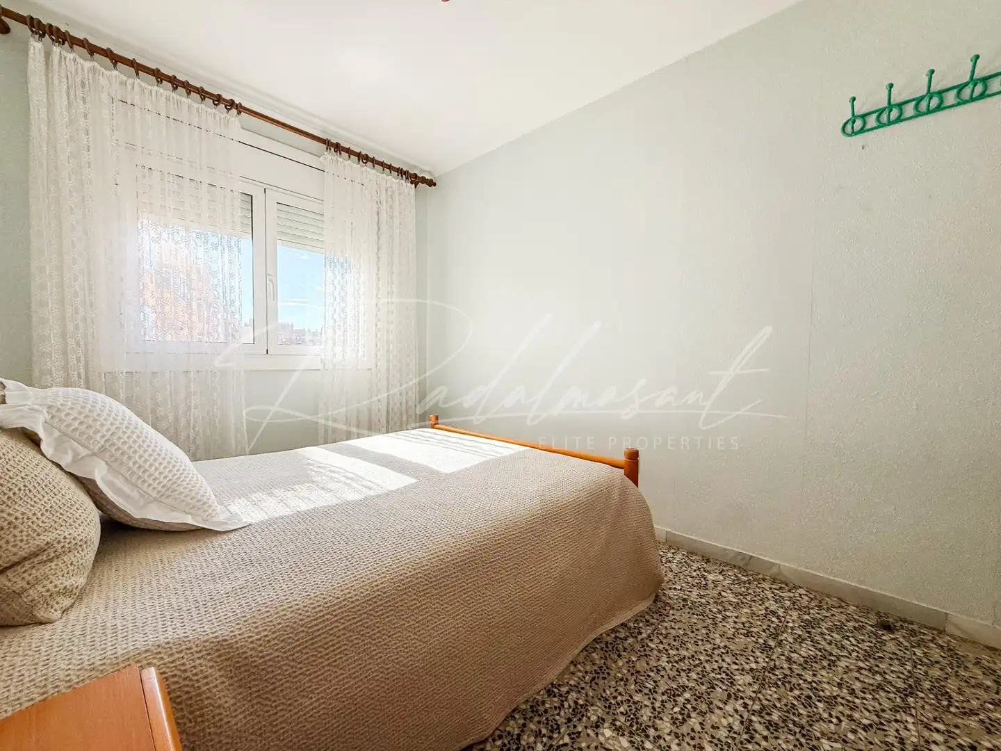 Bedroom of Flat for sale in Centre