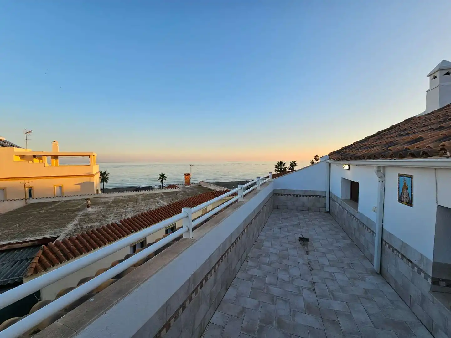 Ático con ascensor en venta en La Carihuela - Los Nidos, imagen 9