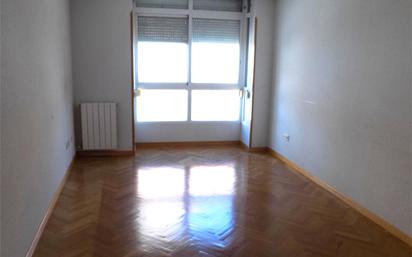 Bedroom of Flat to rent in  Madrid Capital