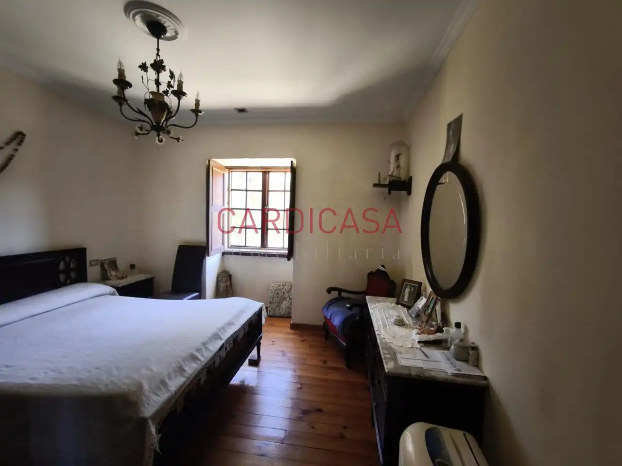 Dormitori de Casa o xalet en venda en Mondariz amb Calefacció, Jardí privat i Terrassa