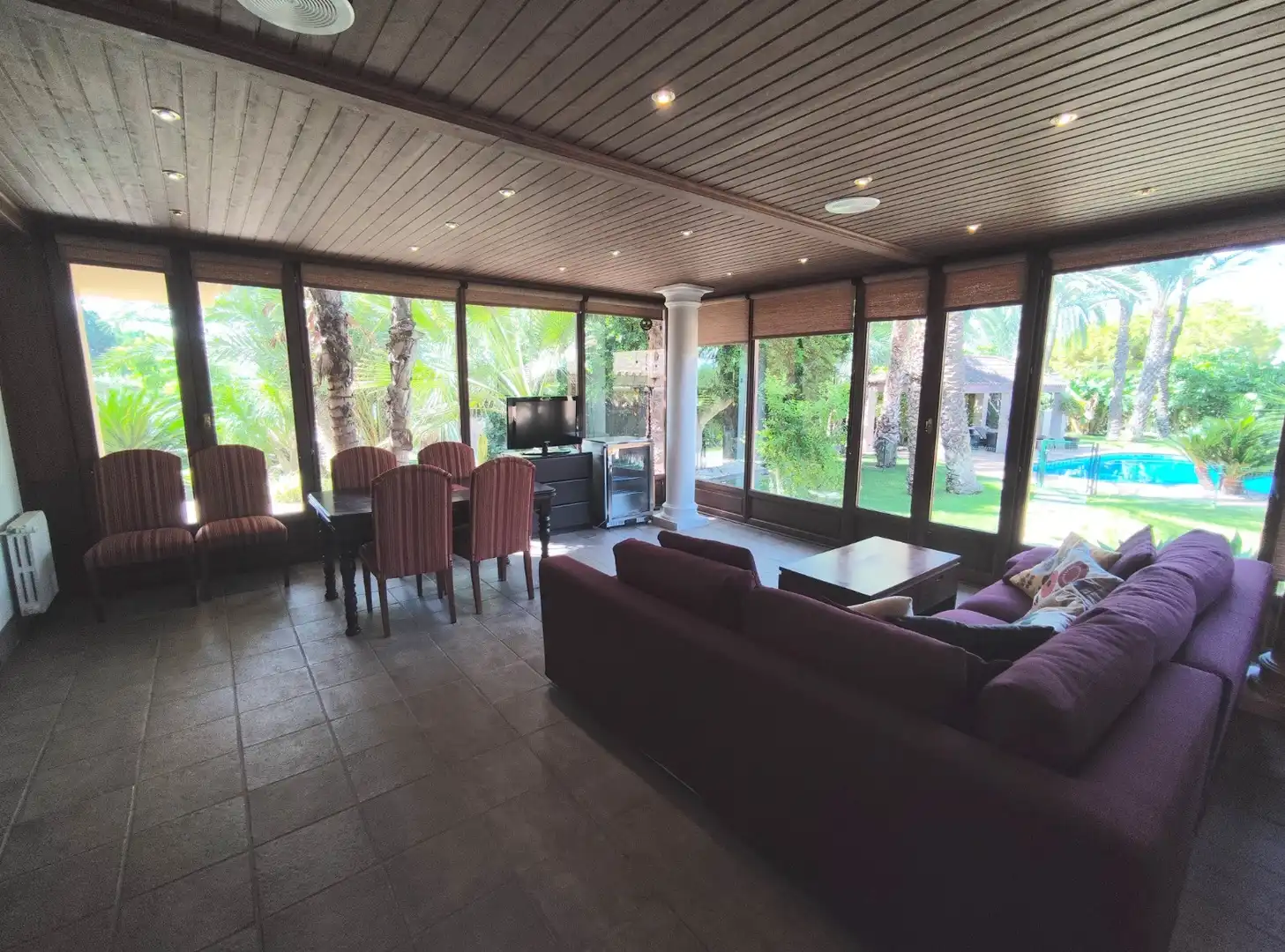 Sala d'estar de Casa o xalet en venda en Elche / Elx amb Aire condicionat, Calefacció i Jardí privat