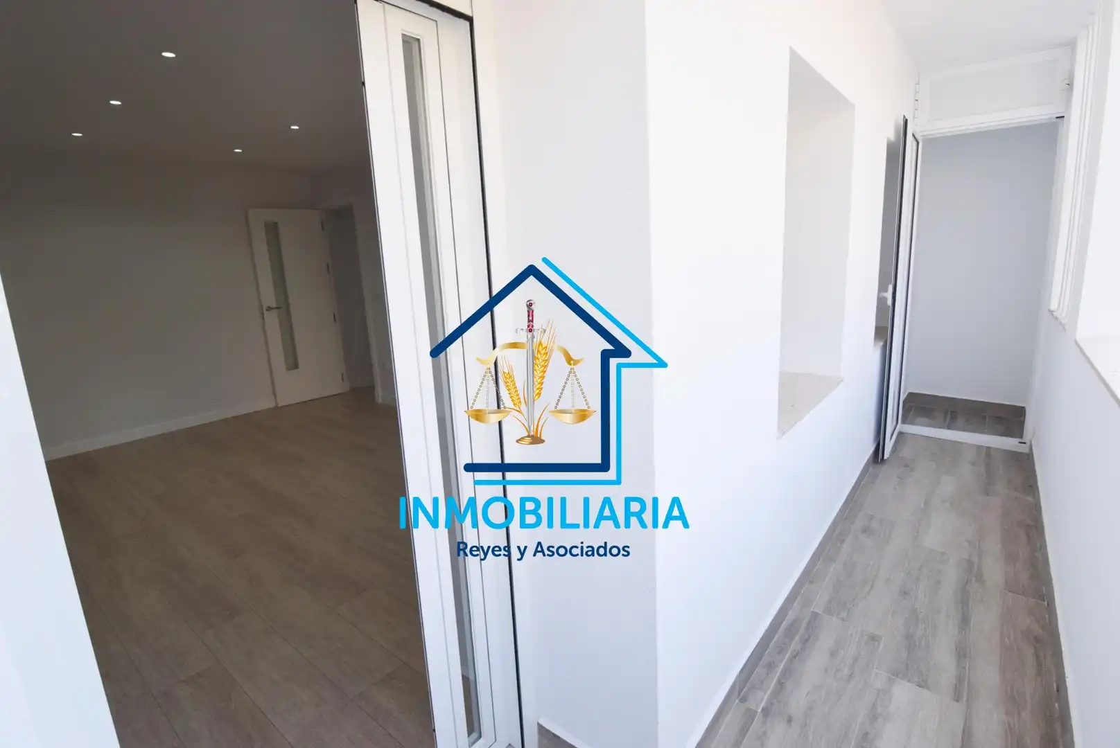 Flat for sale in Córdoba  with Air Conditioner and Heating