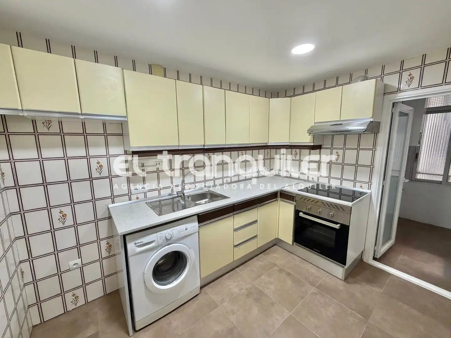 Appartamento con ascensore in affitto a Calle Corazon de Maria, imagen 12