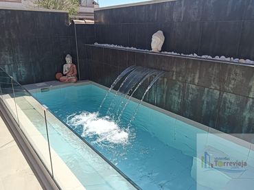 Xalet amb piscina en venda a Nueva Torrevieja - Aguas Nuevas