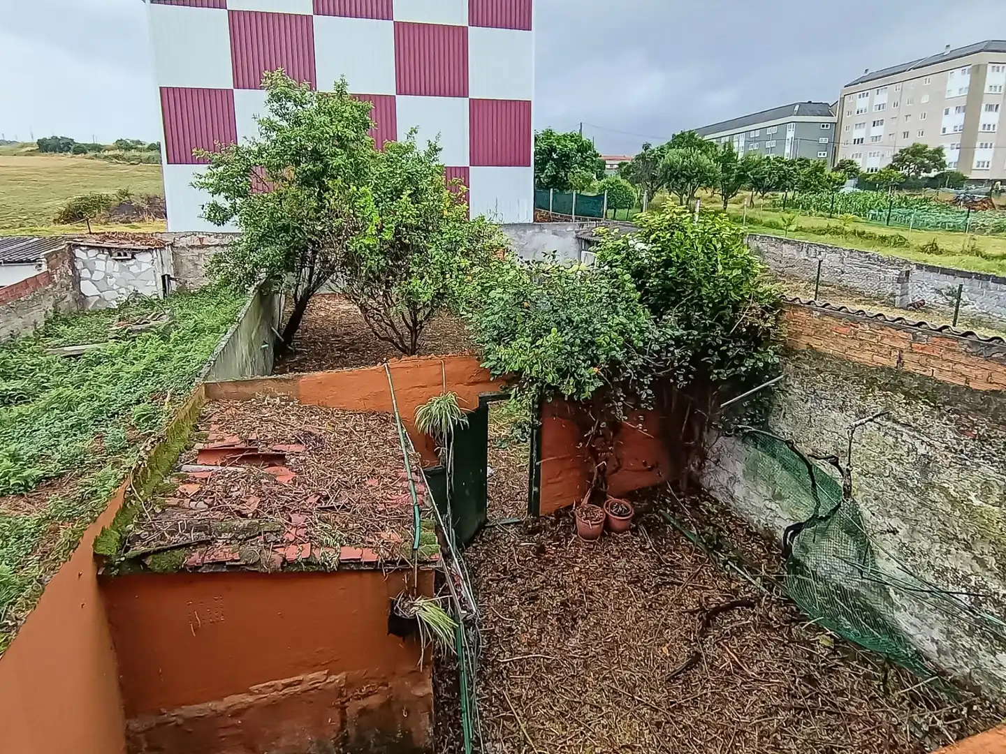 Casa o xalet en venda en A Coruña Capital  amb Jardí privat, Traster i Alarma