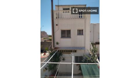 Foto 5 de Piso de alquiler en Daimús, Valencia