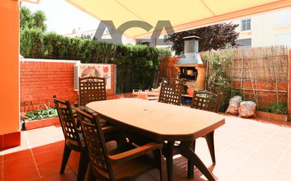 Terrassa de Casa adosada en venda en Montgat amb Aire condicionat i Terrassa