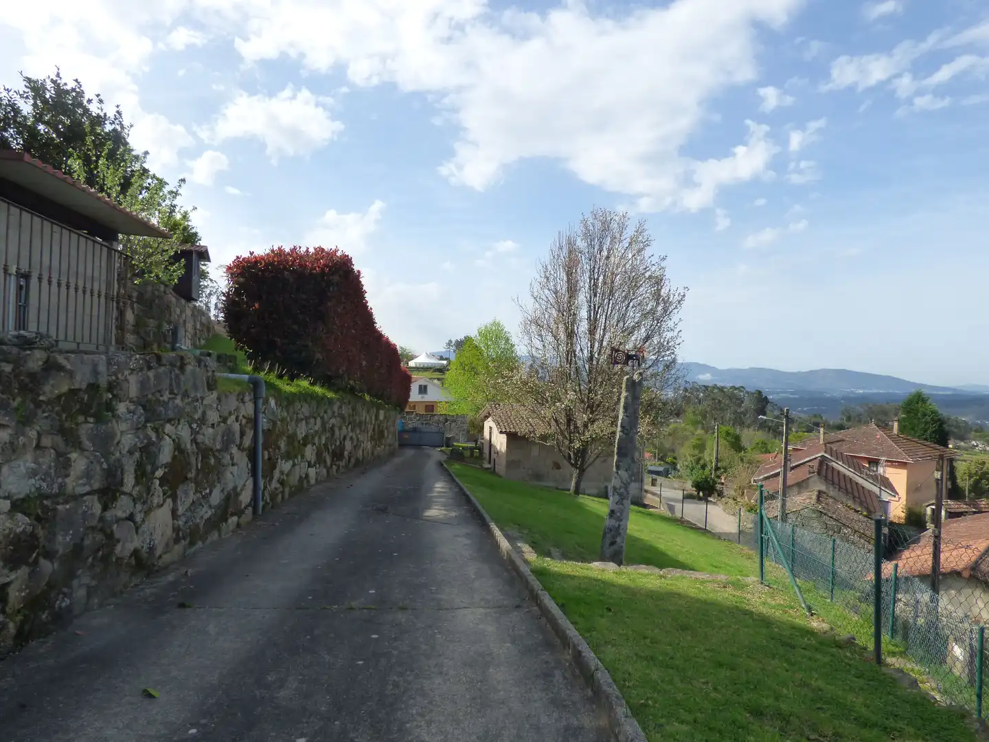 Außenansicht von Haus oder Chalet zum Verkauf in As Neves   mit Privatgarten, Terrasse und Ofen