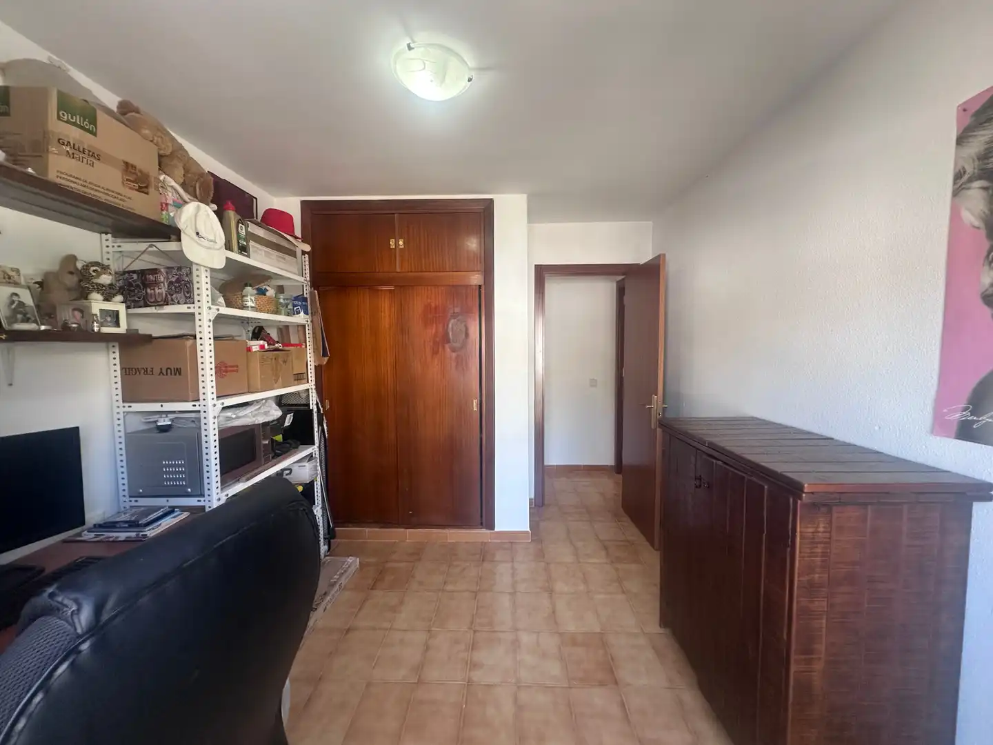 Habitación de Piso en venta en Vélez-Málaga con Aire acondicionado, Calefacción y Jardín privado