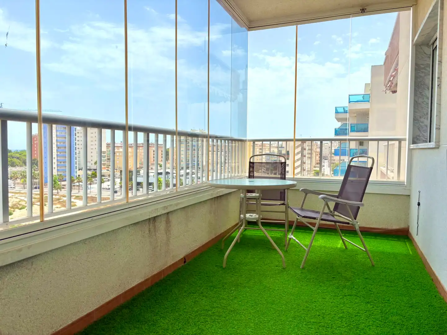 Terrasse von Wohnungen zum Verkauf in Guardamar del Segura mit Klimaanlage, Heizung und Terrasse