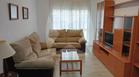 Foto 2 de Pis de lloguer a Calle Julia Urdiain Zubelzu, Avenida Elvas, Badajoz Capital