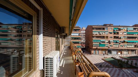 Foto 5 de Piso en venta en Calle del Escultor Pablo Loyzaga, Pajaritos, Granada Capital