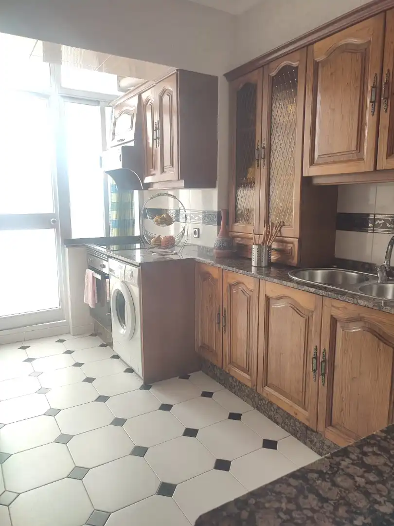 Cocina de Piso de alquiler en Coria del Río con Aire acondicionado, Amueblado y Horno