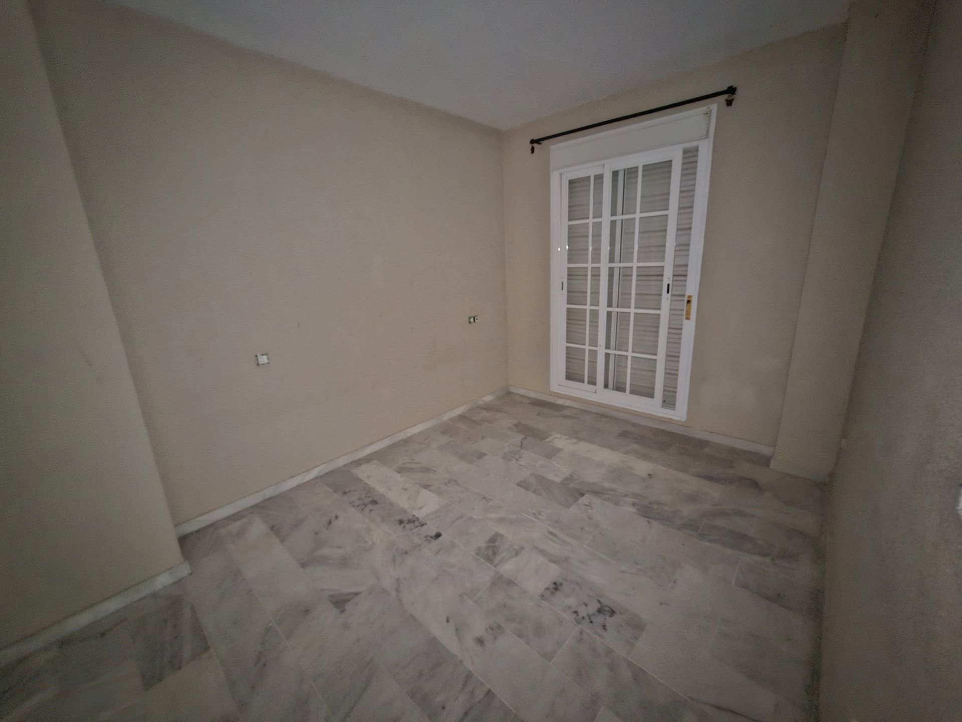 Dormitori de Casa o xalet en venda en La Línea de la Concepción amb Moblat i Balcó