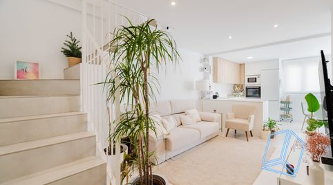 Foto 3 de Dúplex en venta en Passeig Maragall, Gavà