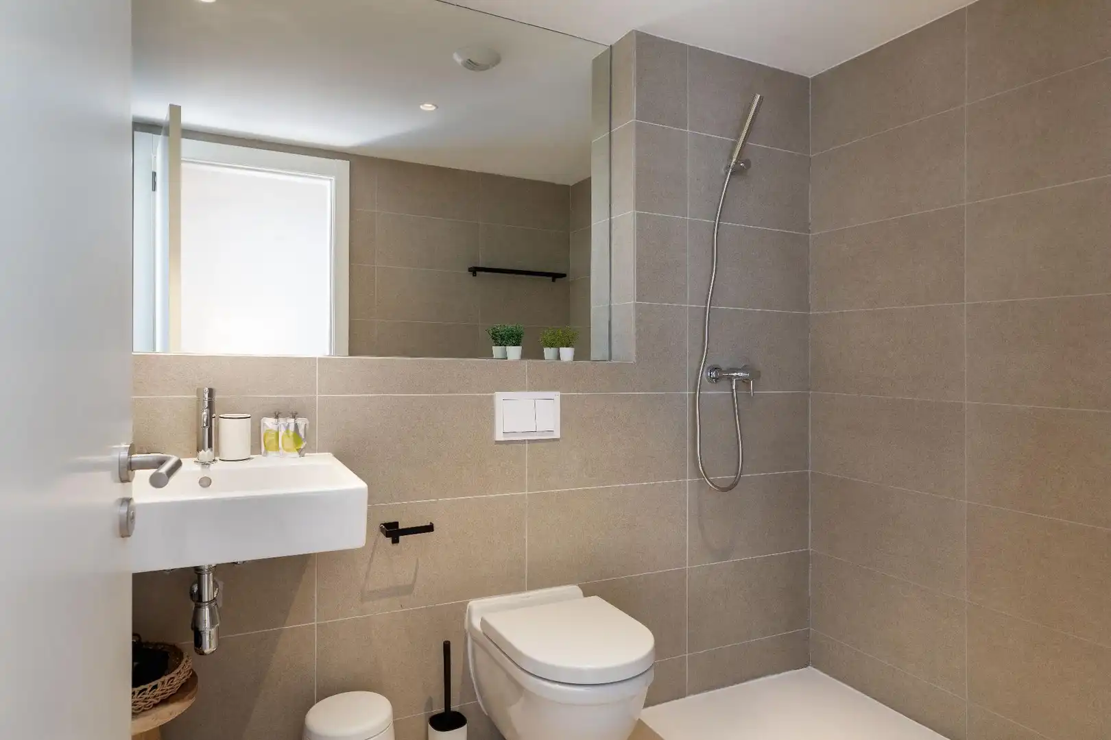 Badezimmer von Dachboden zur Miete in Calonge i Sant Antoni mit Klimaanlage, Heizung und Terrasse