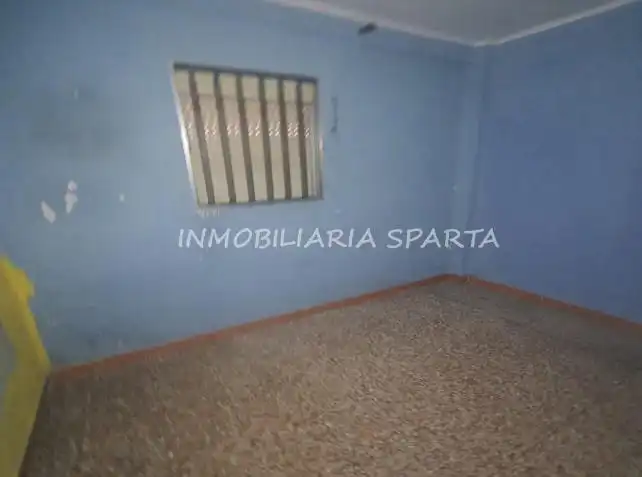 Piso en venta en San Juan de Aznalfarache con Terraza