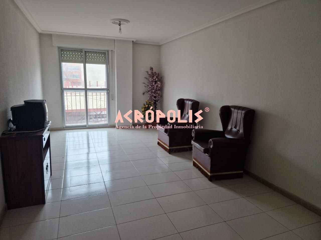 Sala d'estar de Pis en venda en Benavente amb Terrassa