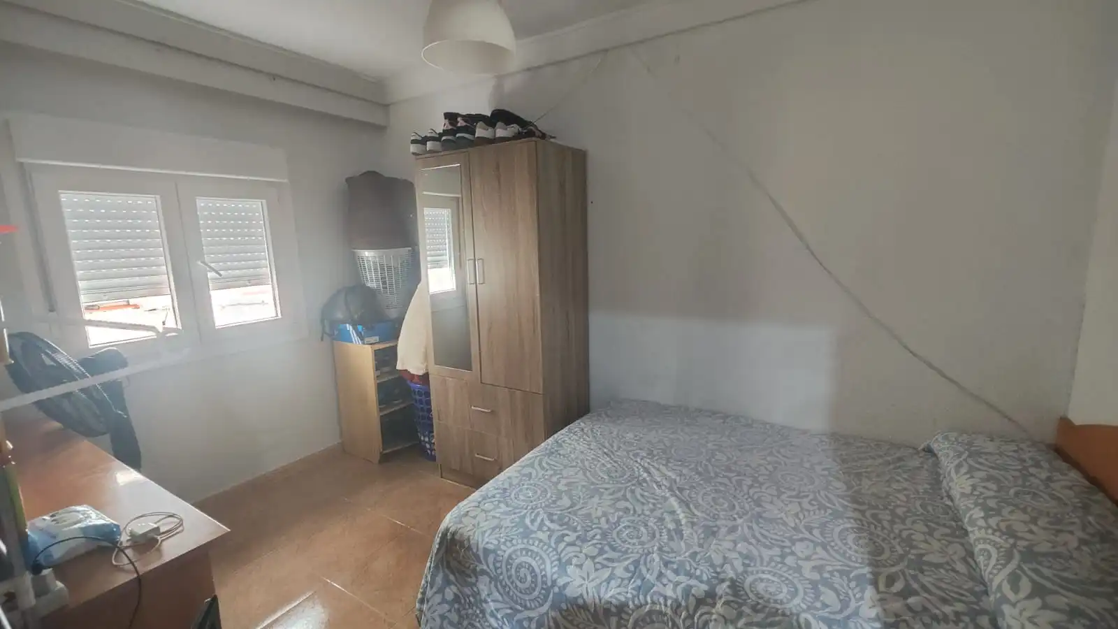 Bedroom of Flat for sale in Zaragoza  with Furnished