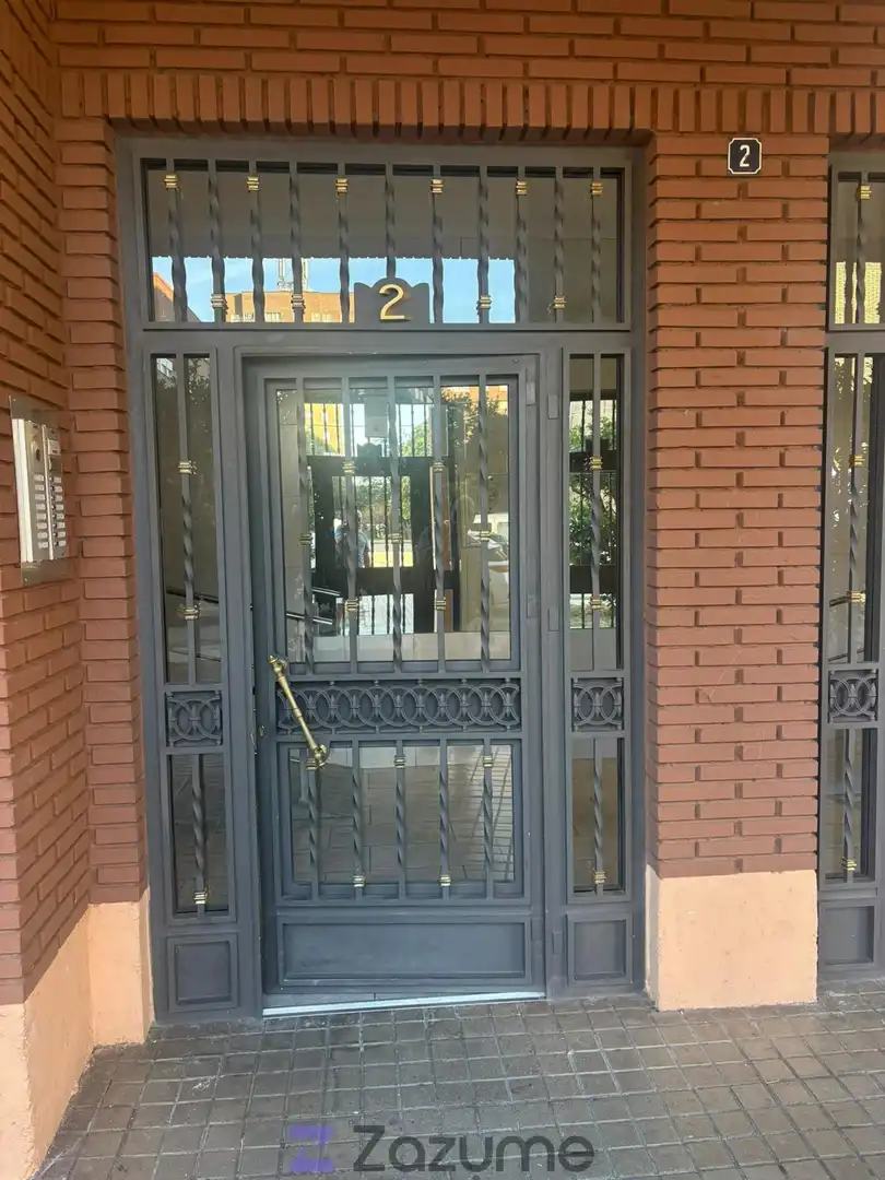 Piso de alquiler en Via Miravalles, Centro