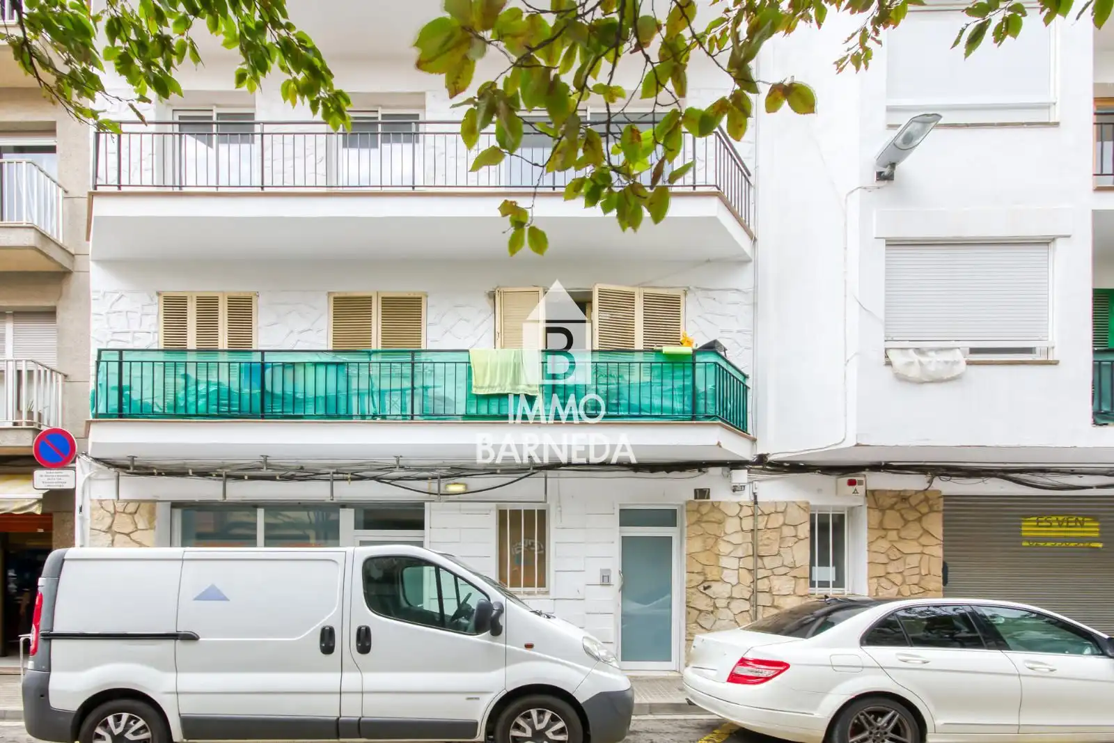 Außenansicht von Geschaftsraum zum Verkauf in Roses mit Terrasse und Internet