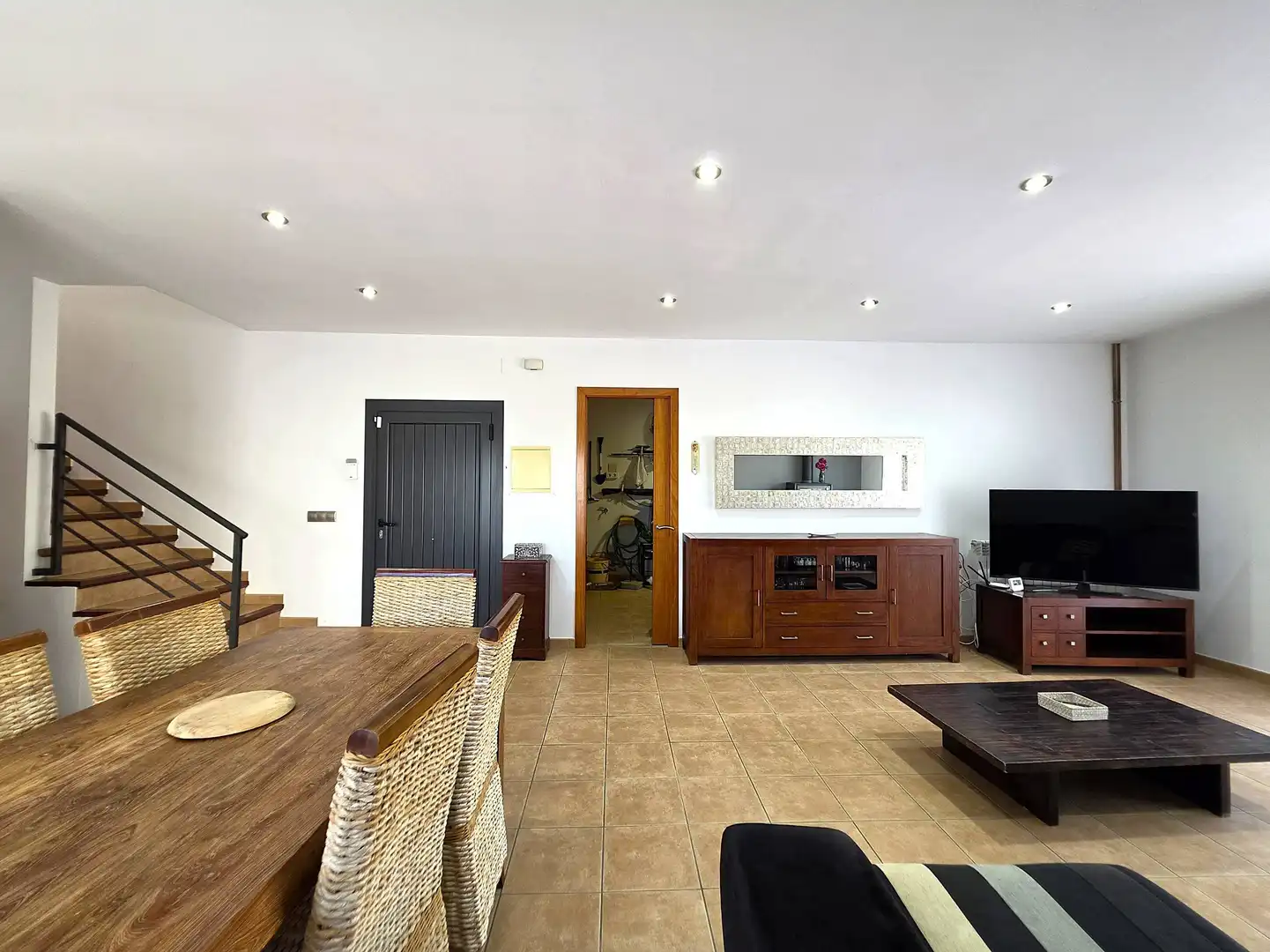 Casa con terraza en venta en Urbanizacion OLOT, imagen 5