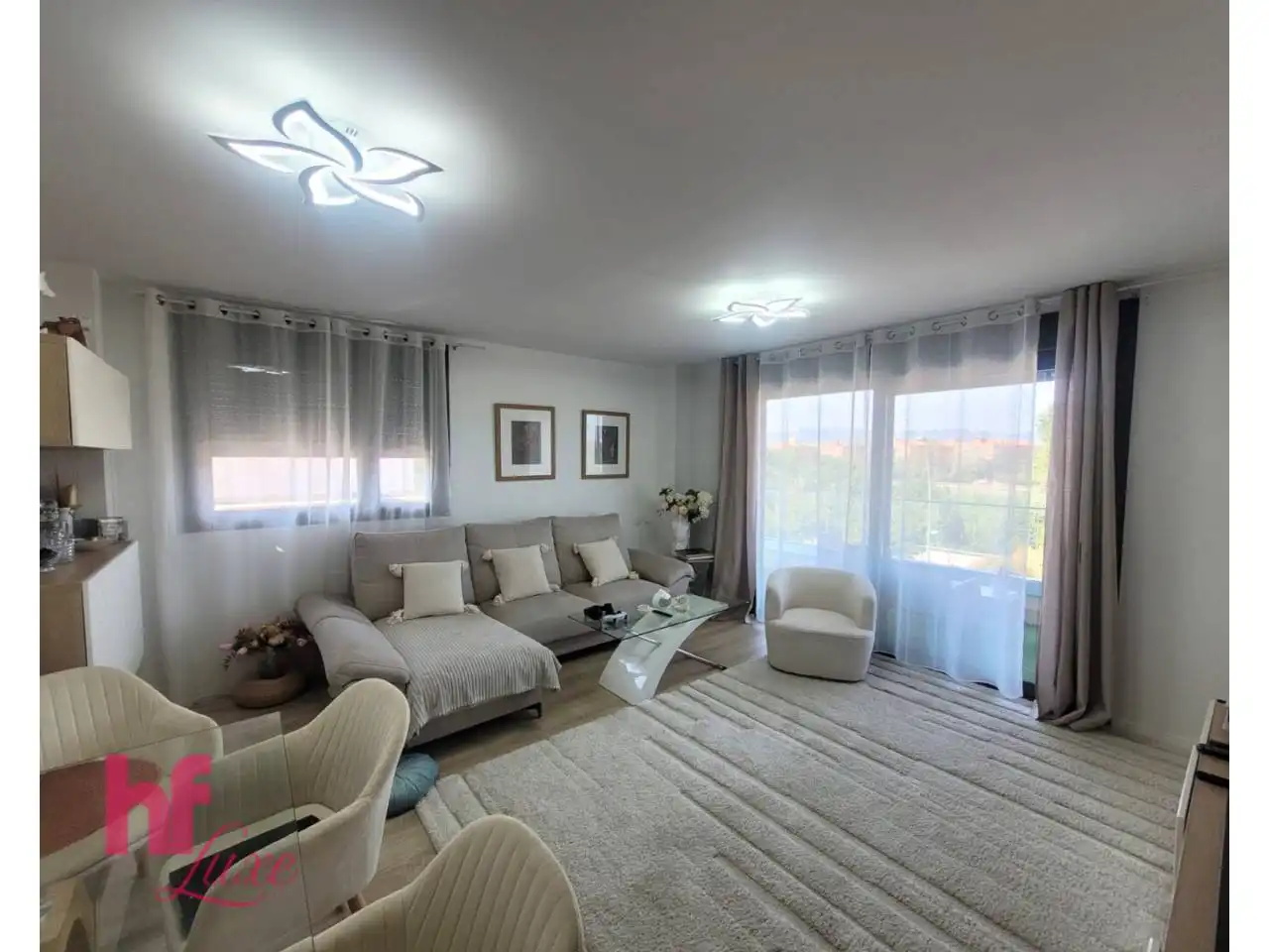 Sala de estar de Piso en venta en Sant Adrià de Besòs con Aire acondicionado, Calefacción y Parquet