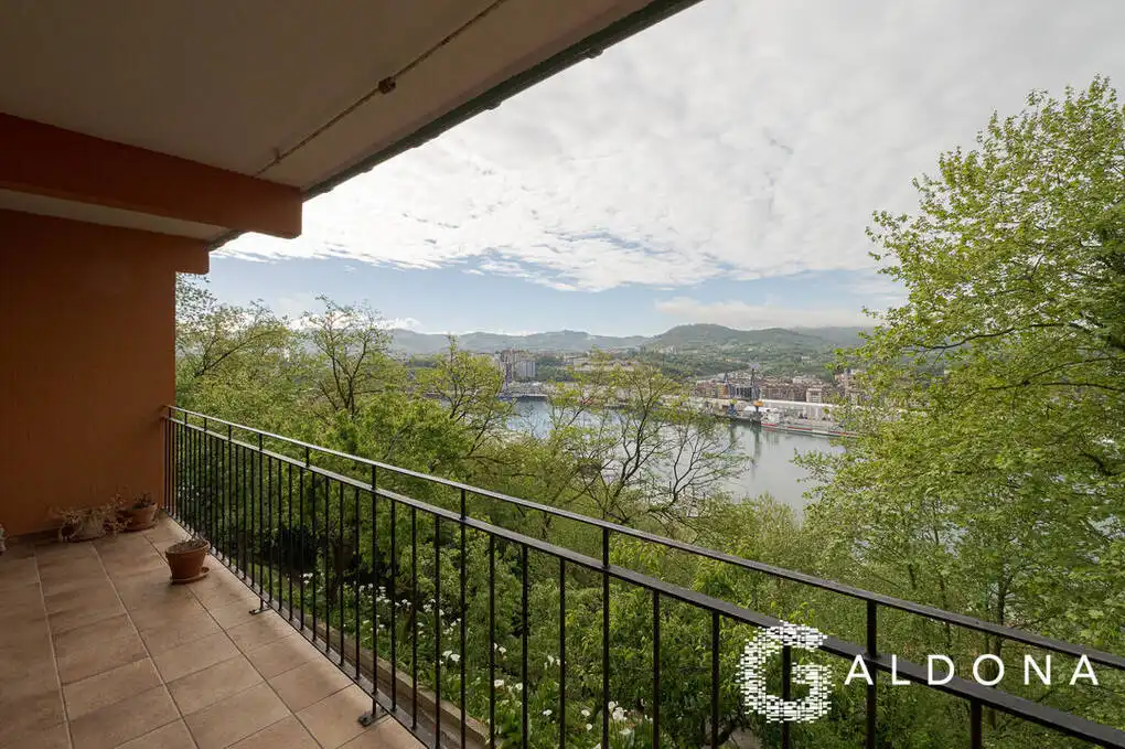 Terraza de Casa o chalet en venta en Pasaia con Calefacción, Jardín privado y Terraza
