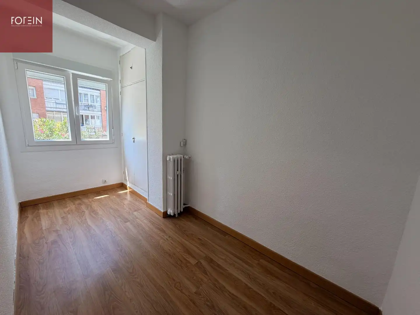 Bedroom of Flat for rent in Madrid  with Heating, Terrace and Storage room