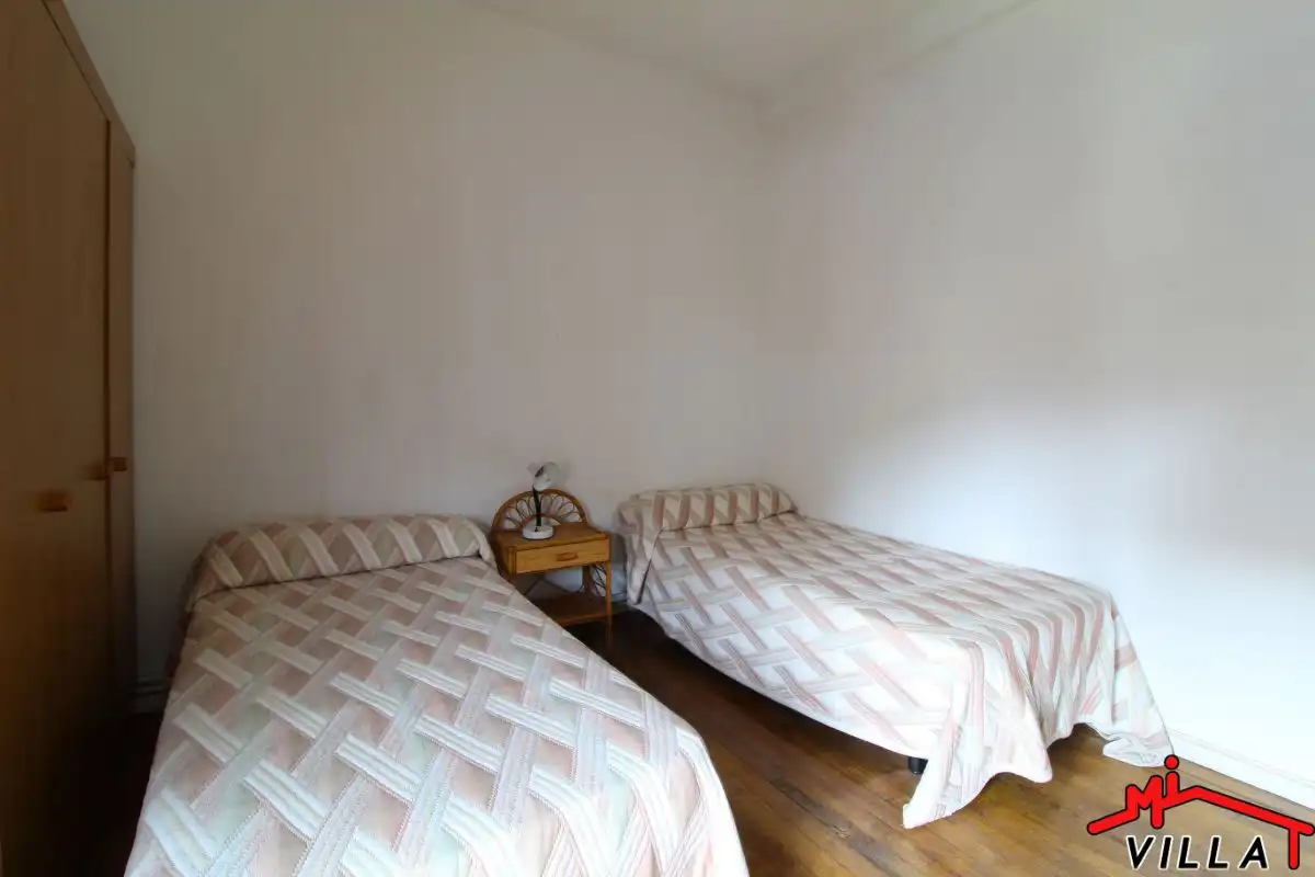 Habitación de Casa o chalet en venta en Laredo con Calefacción, Terraza y Amueblado