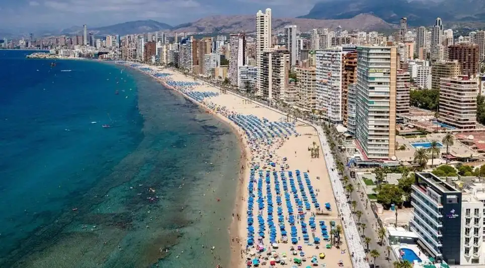Apartamento con piscina en venta en Playa de Levante, imagen 28