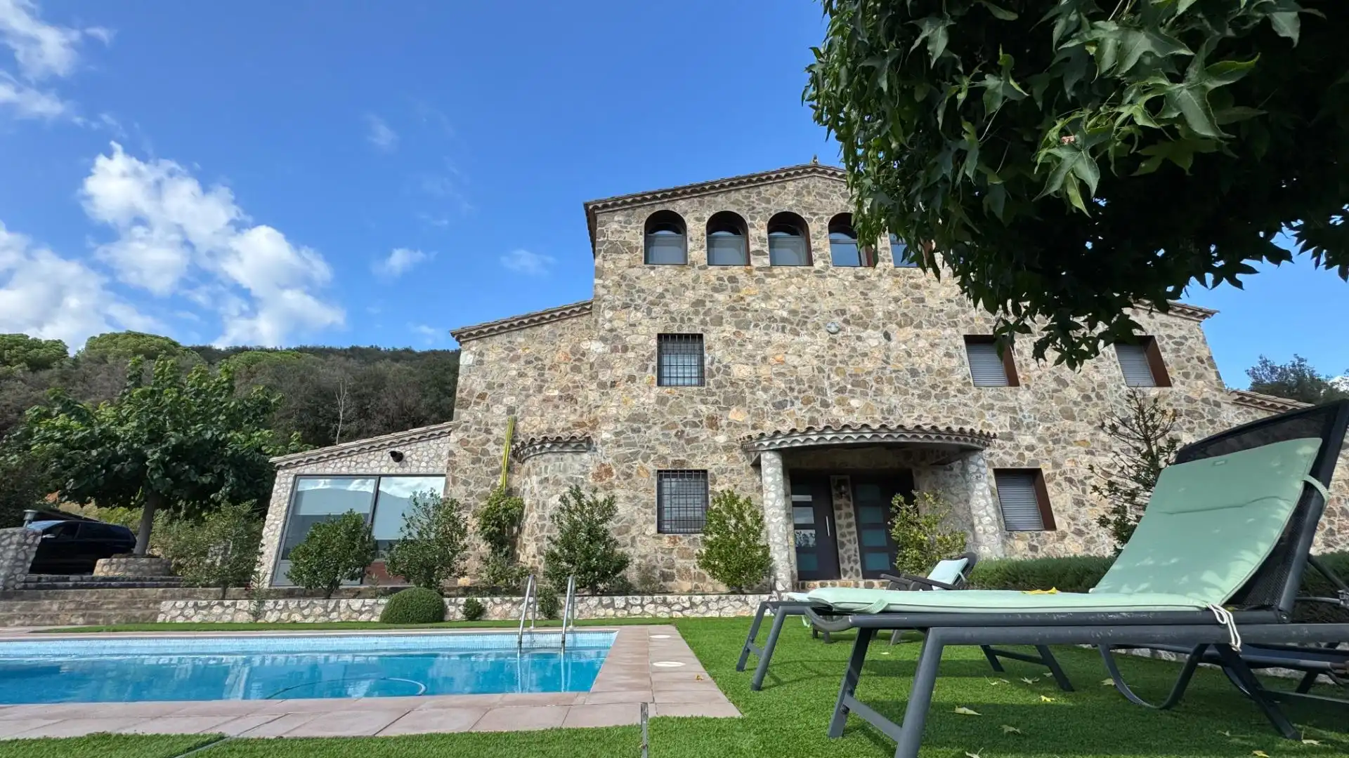 Vista exterior de Casa o chalet en venta en Sant Julià del Llor i Bonmatí con Calefacción, Jardín privado y Piscina