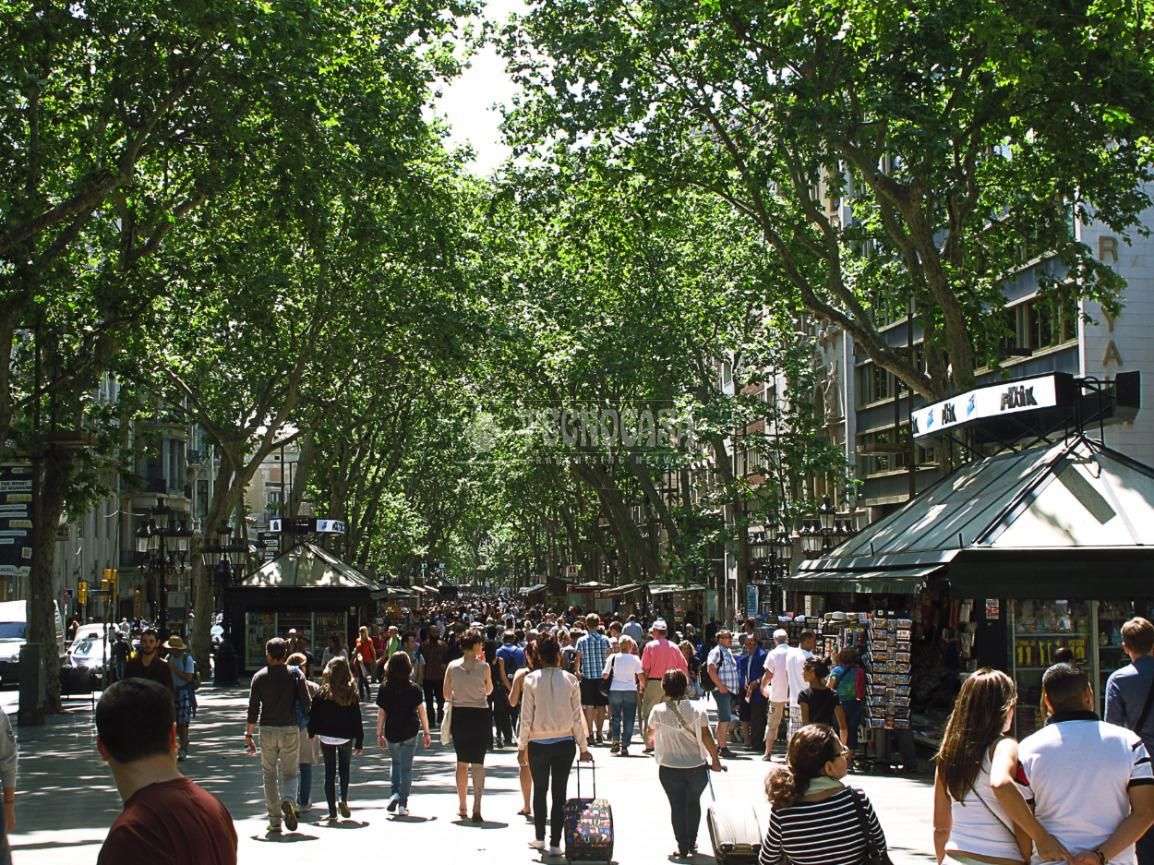 Piso en venta en El Raval, Ciutat Vella