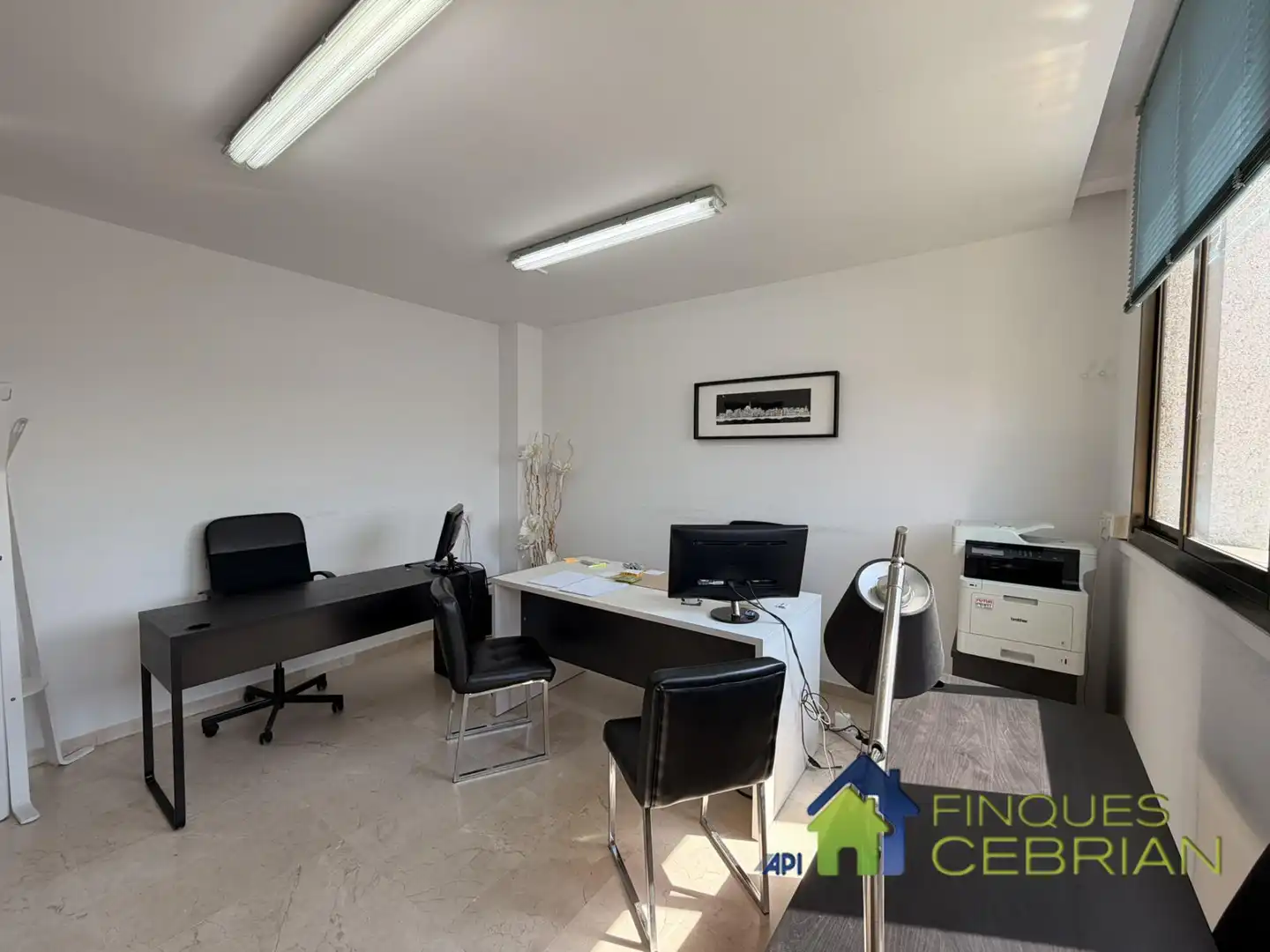 Oficina de lloguer en Alella amb Calefacció