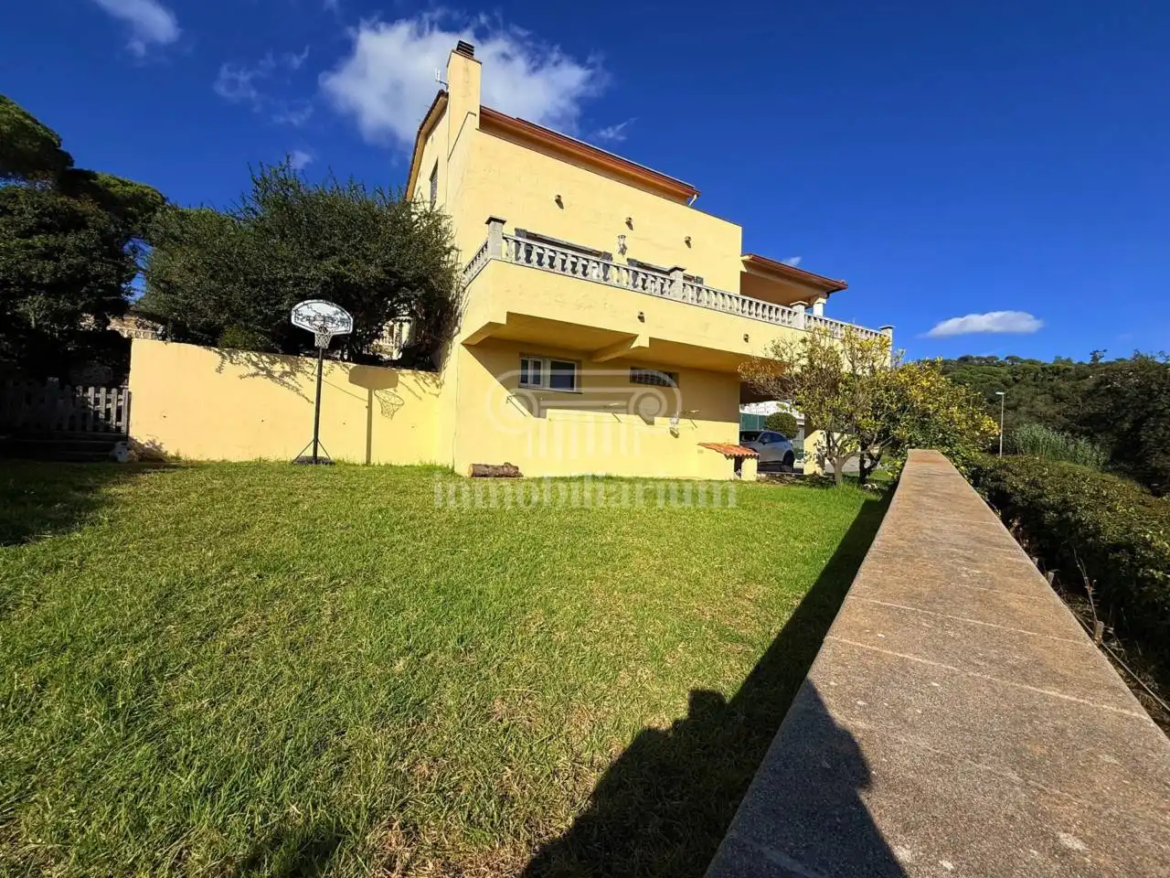 Vista exterior de Casa o xalet en venda en Lloret de Mar amb Calefacció, Jardí privat i Terrassa