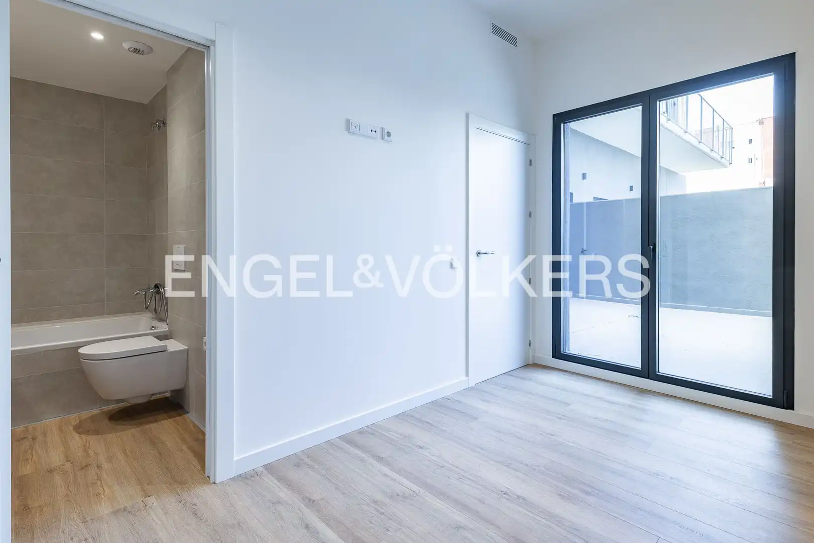 Balcony of Ground floor for rent in Badalona  with Heating, Parquet flooring and Terrace