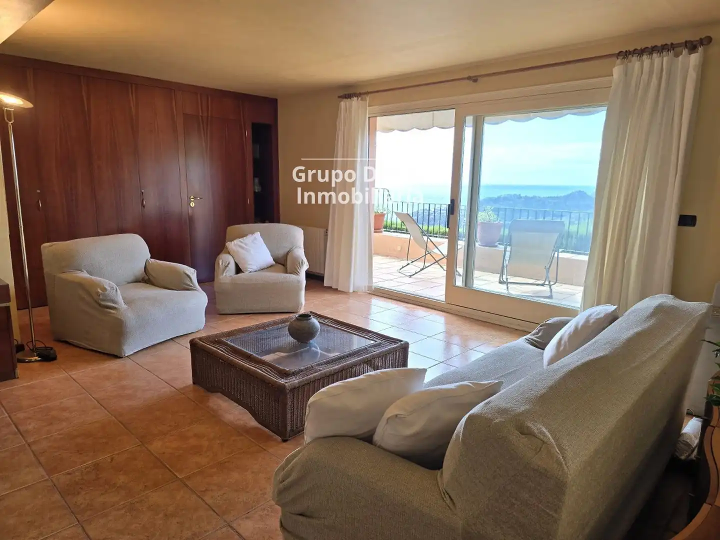 Sala d'estar de Casa o xalet en venda en Begur amb Aire condicionat i Moblat