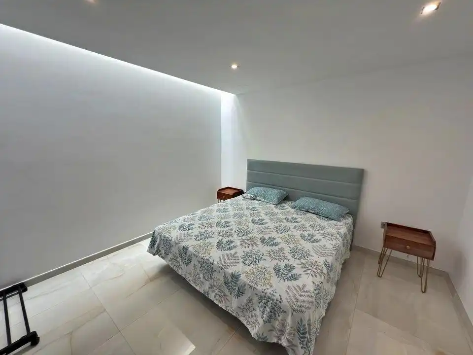 Dormitori de Casa o xalet en venda en Orihuela amb Aire condicionat, Calefacció i Jardí privat