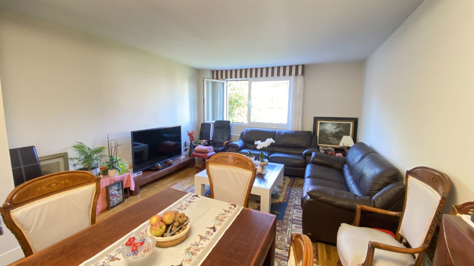 Wohnzimmer von Wohnung zum verkauf in Camargo mit Heizung, Privatgarten und Abstellraum