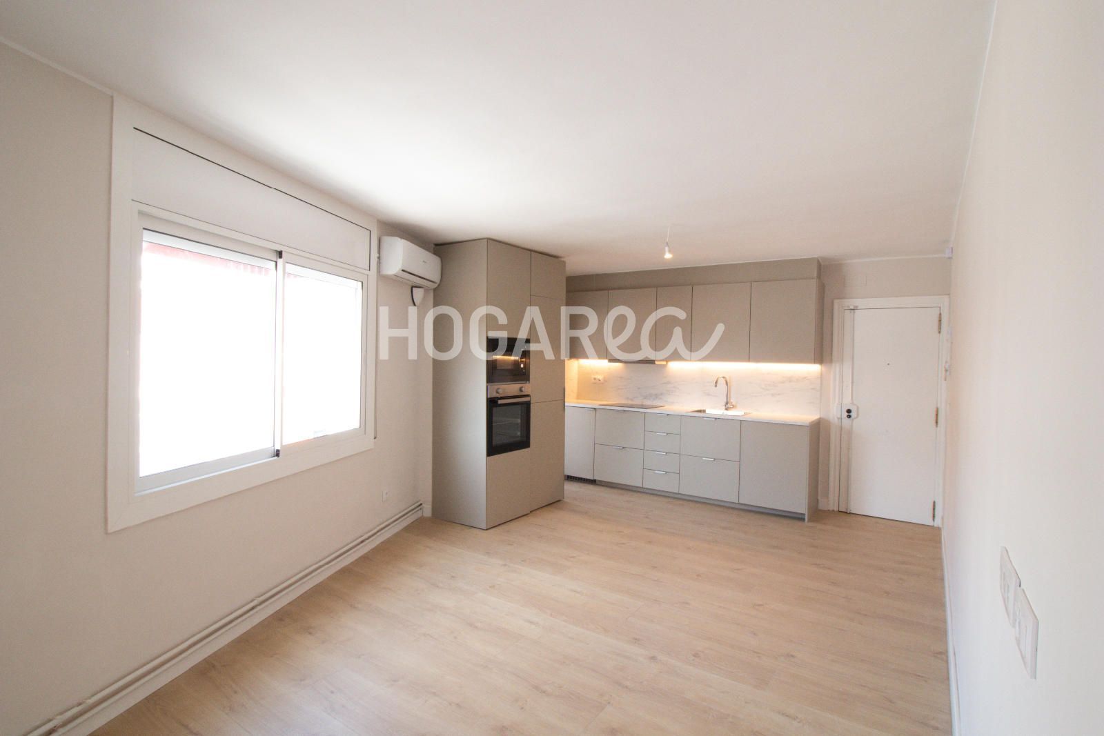 Kitchen of Flat for sale in Rubí  with Air Conditioner, Heating and Parquet flooring