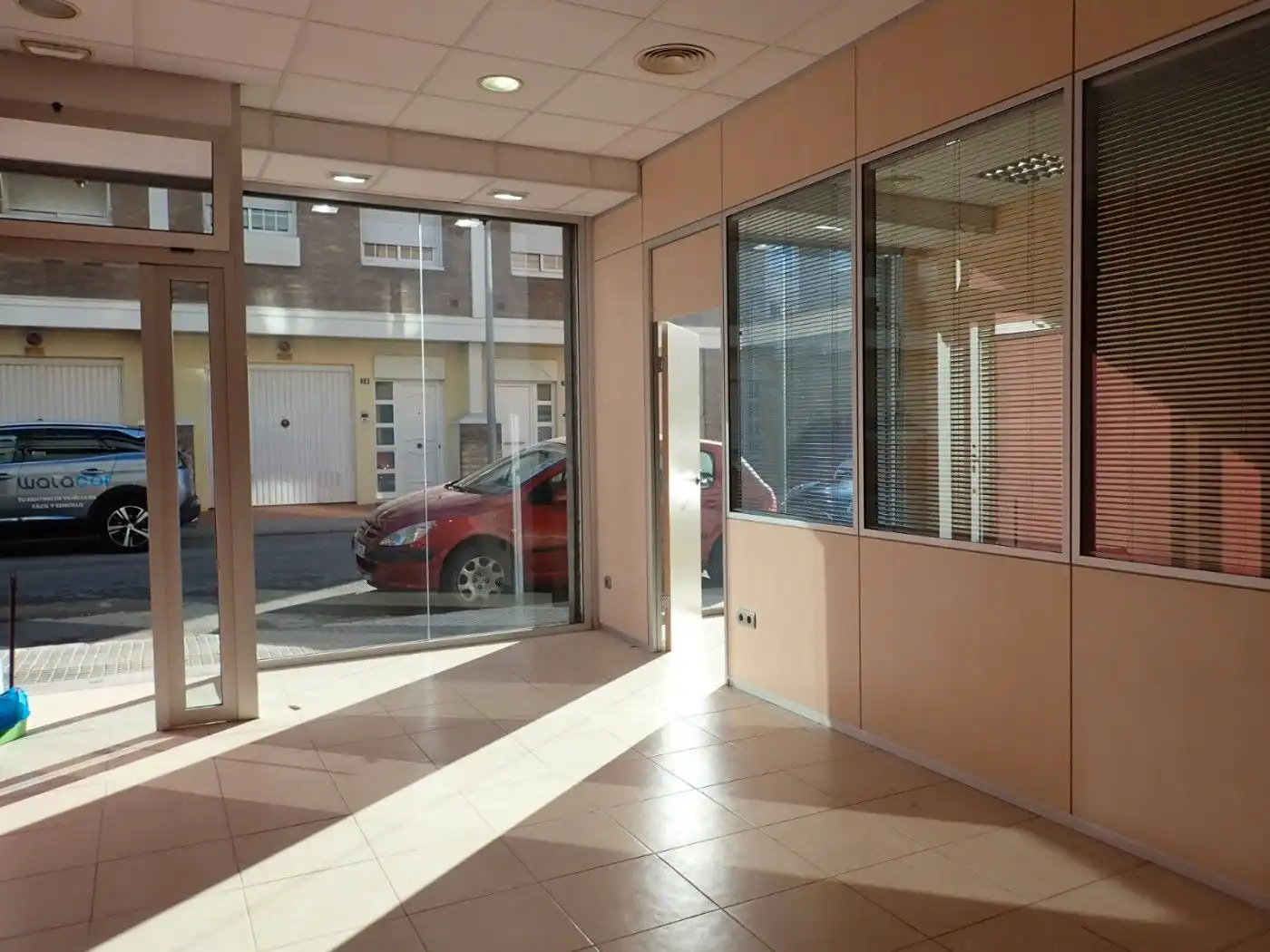 Büro zur Miete in Gavà mit Klimaanlage, Heizung und Möbliert