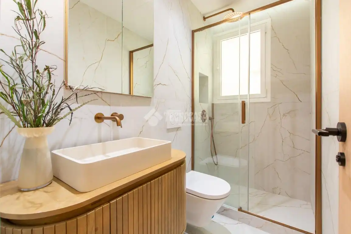 Baño de Piso en venta en Madrid con Terraza